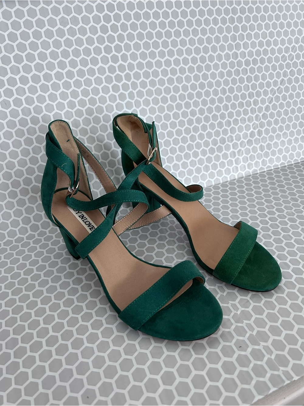 Joy in Love Green Suede Strappy Block Heel Sandals NWOT. SIZE 8